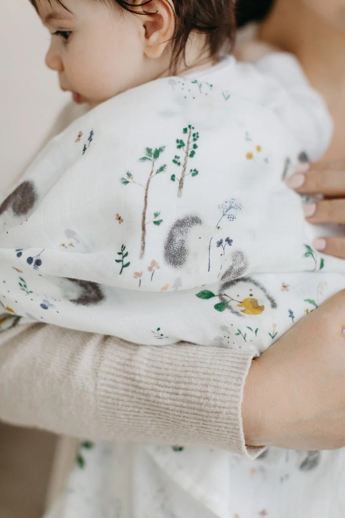 Luxe Muslin Swaddle - Hedgehogs by Loulou Lollipop - Image 3