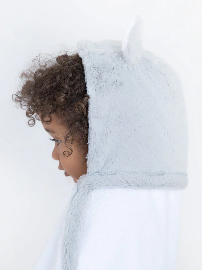Luxe Towel with Ears by Little Giraffe - Image 5