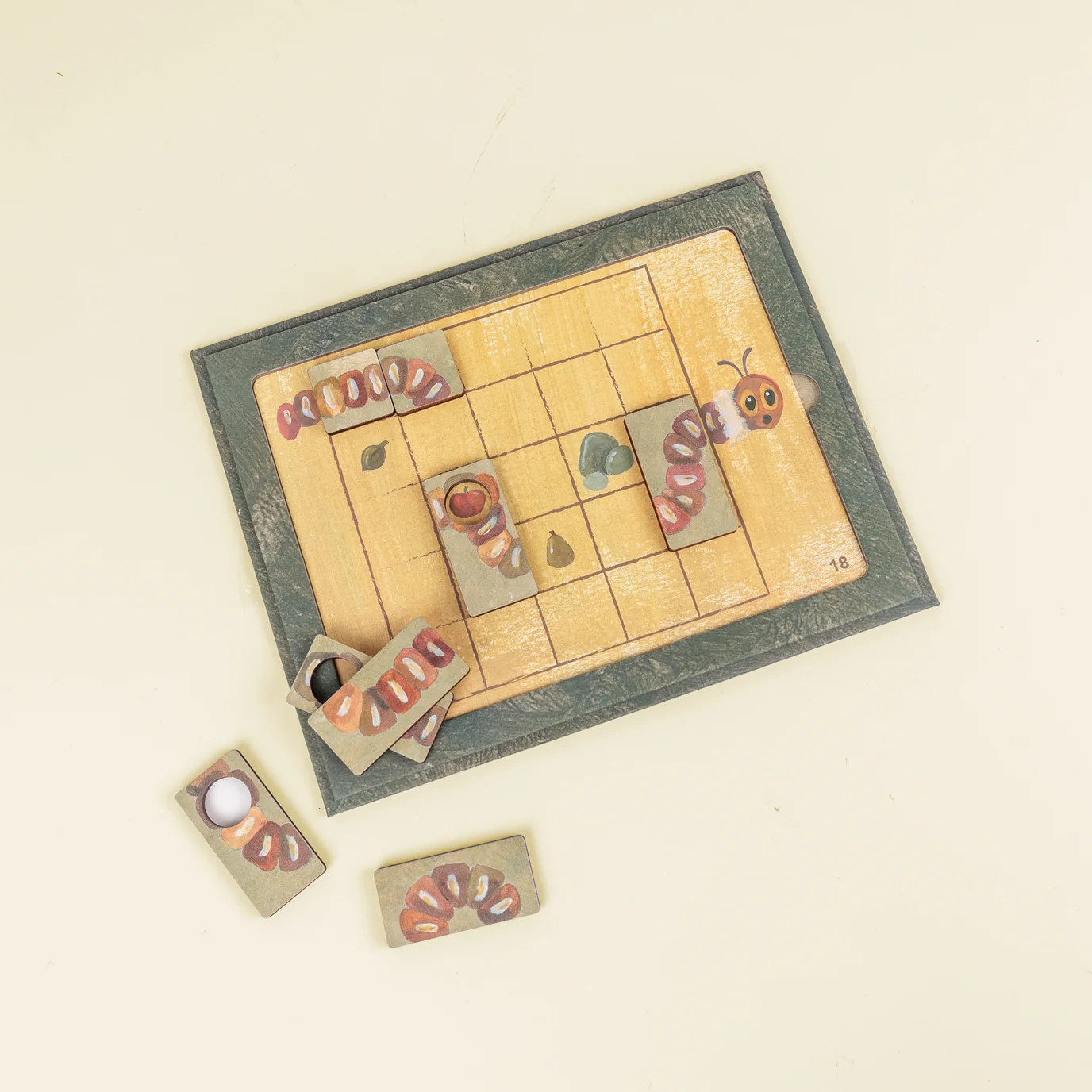 Magnetic Activity Game - Caterpillar by Egmont - Image 10
