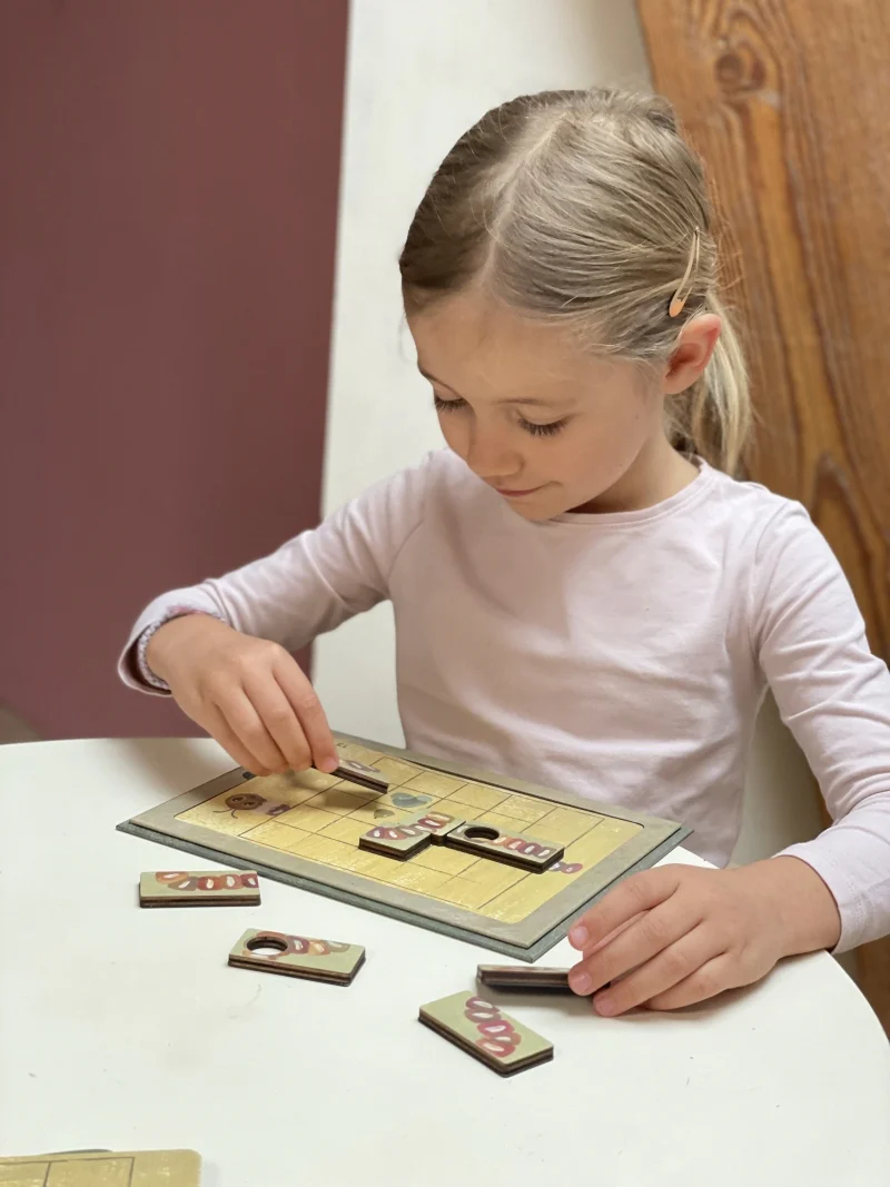 Magnetic Activity Game - Caterpillar by Egmont - Image 2