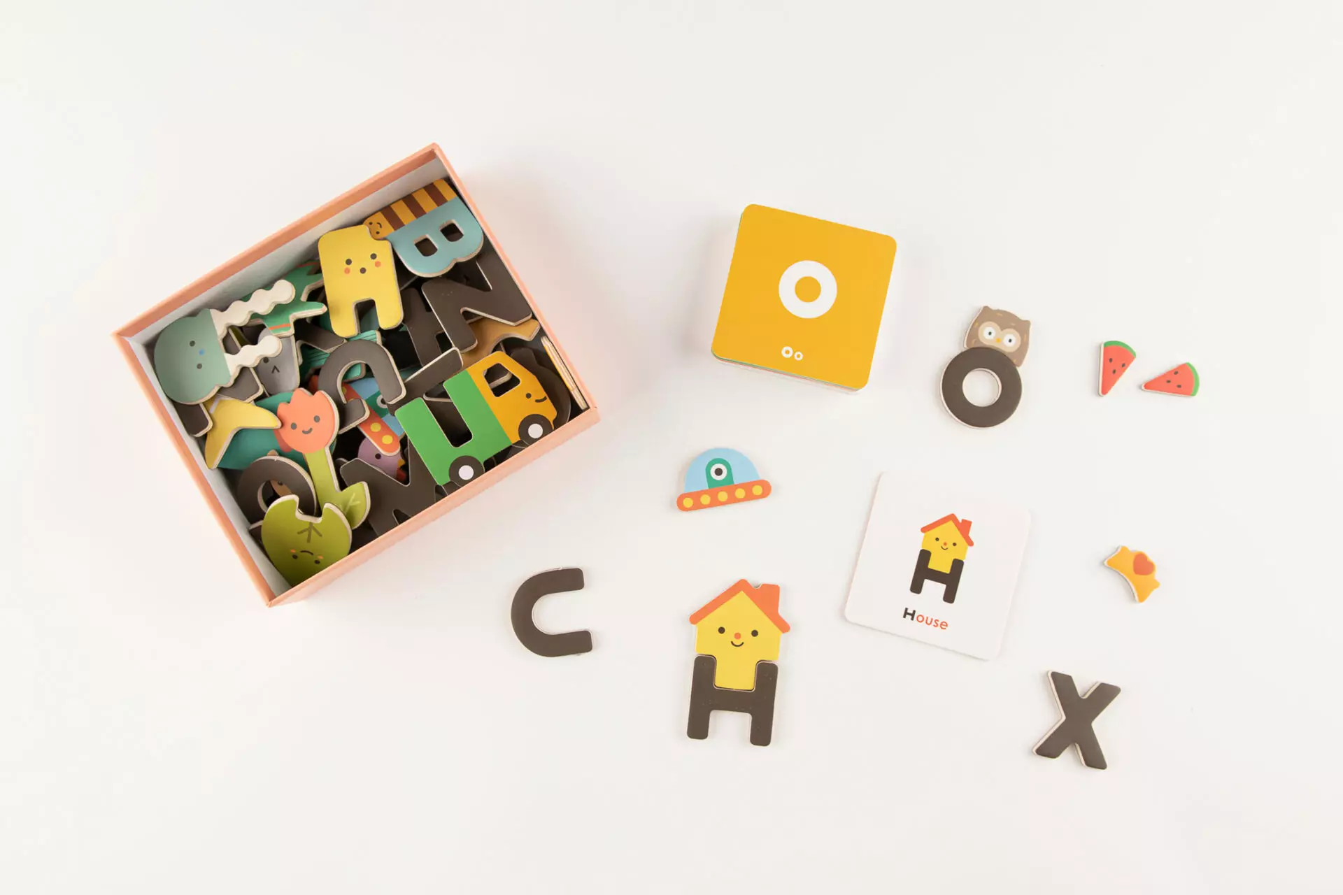 Magnetic Alphabet Play Set by Oioiooi - Image 9