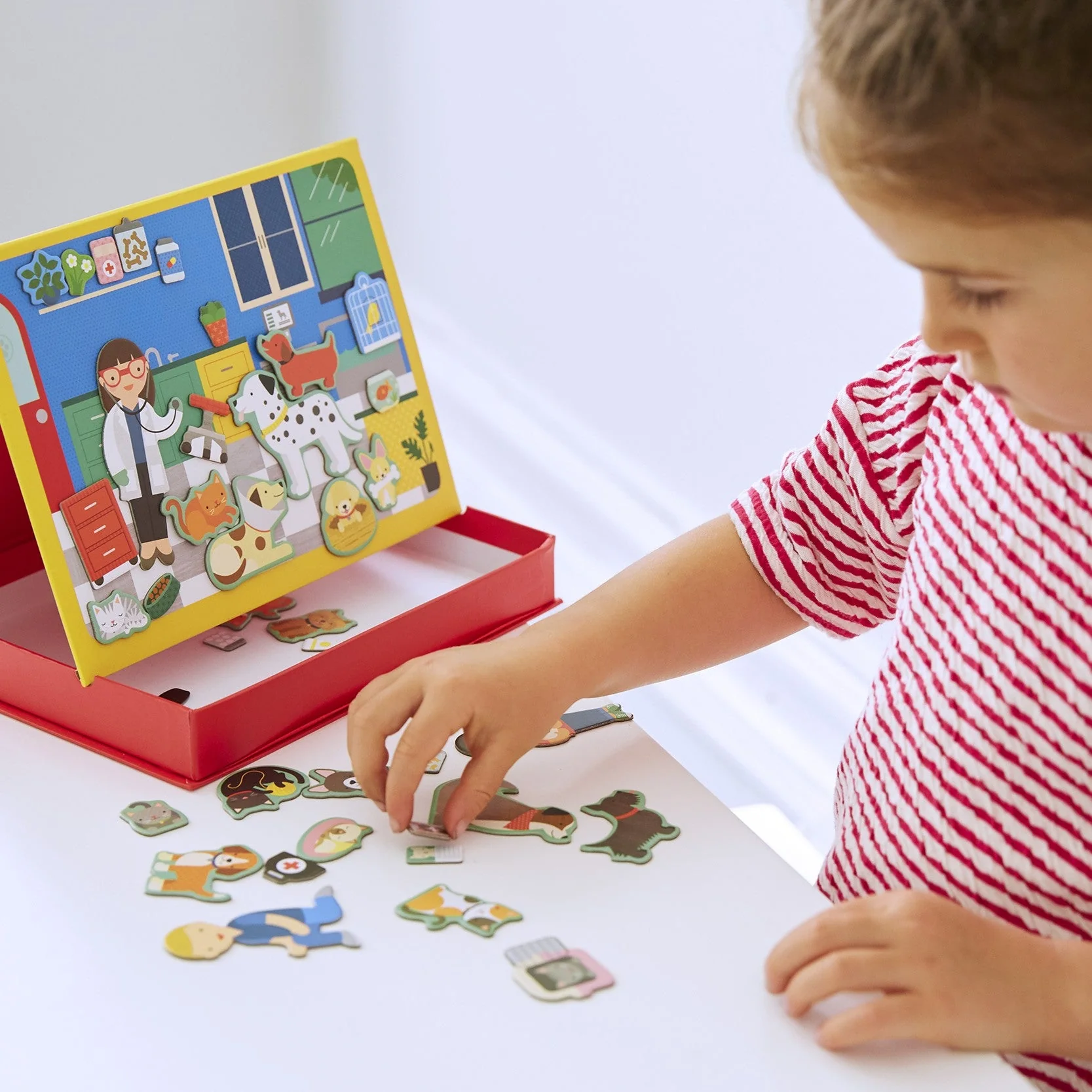 Magnetic Play Scene - Pet Hospital by Petit Collage - Image 3