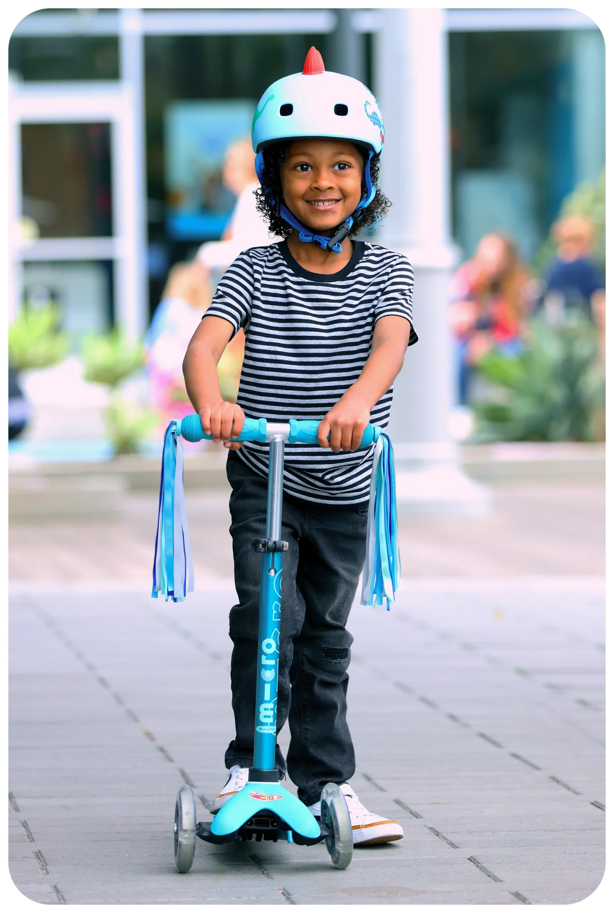 Mini Deluxe LED Scooter - Aqua by Micro Kickboard - Image 2