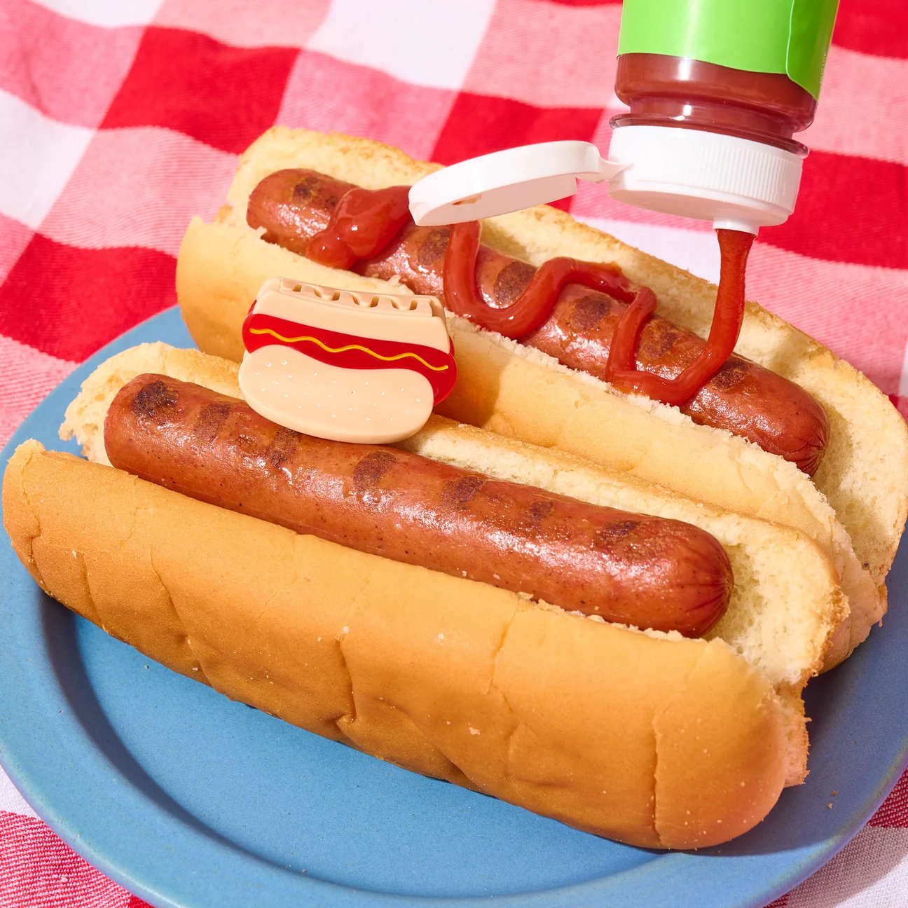 Mini Hot Dog Hair Claw Clip by Jenny Lemons - Image 3