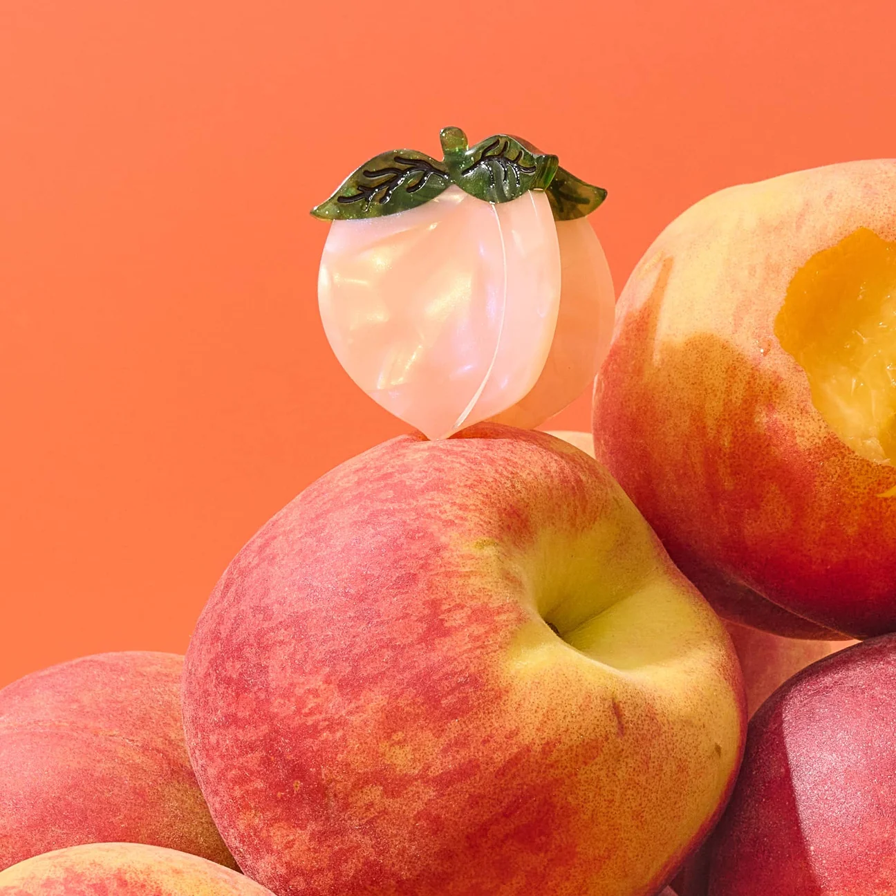 Mini Peach Hair Claw Clip by Jenny Lemons - Image 3