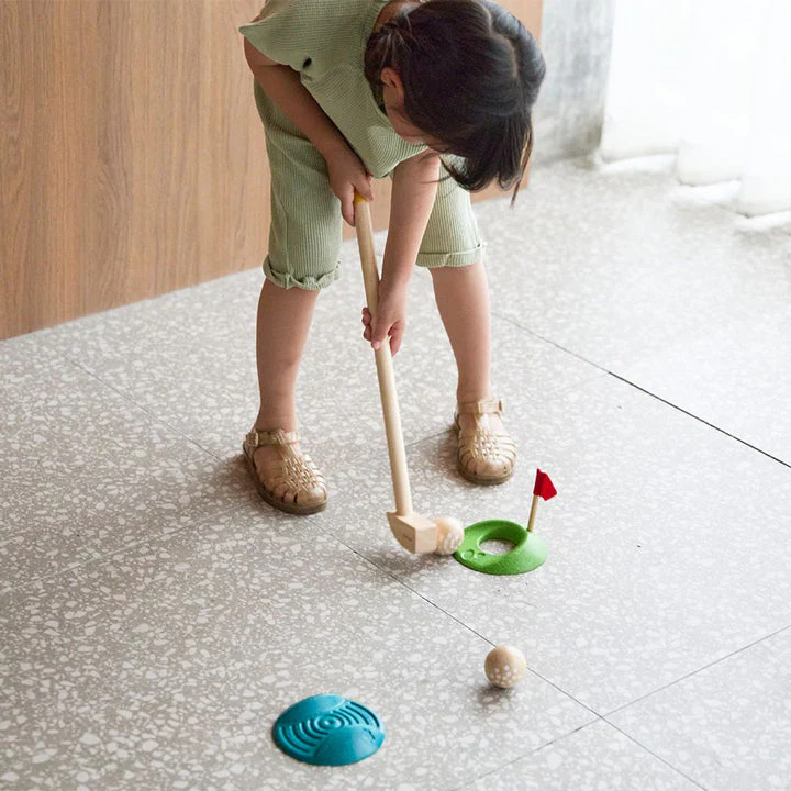 Mini Golf - Full Set by Plan Toys - Image 8