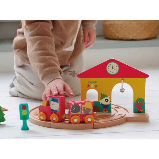 MiniTrain Wooden Train Set by Djeco - Image 4