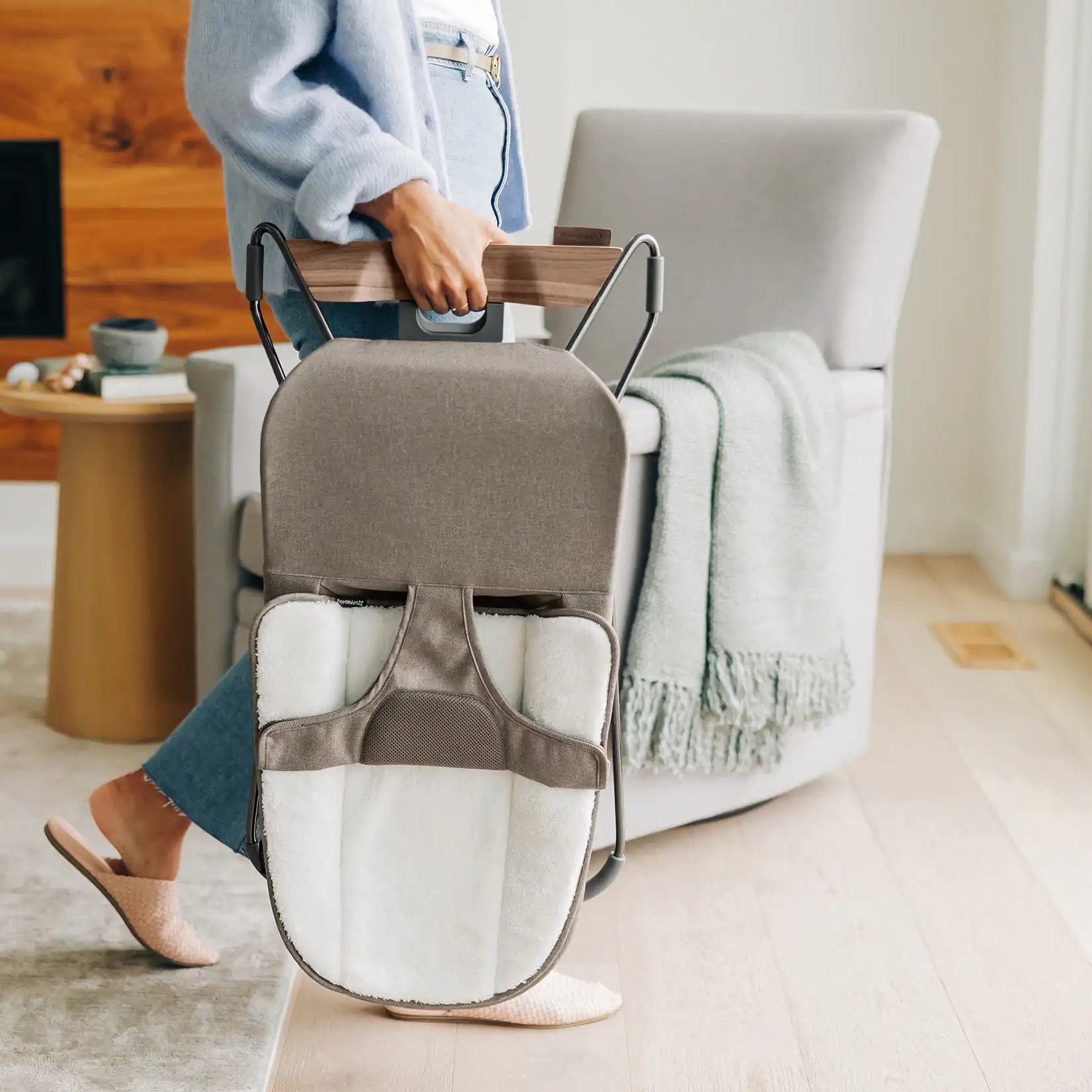 Mira 2-in-1 Bouncer and Seat by Uppababy - Image 2