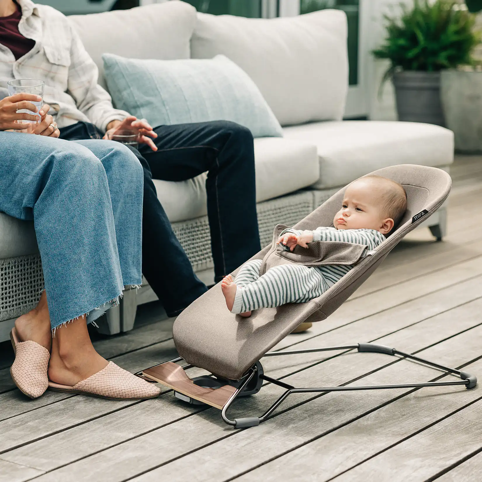 Mira 2-in-1 Bouncer and Seat by Uppababy - Image 3
