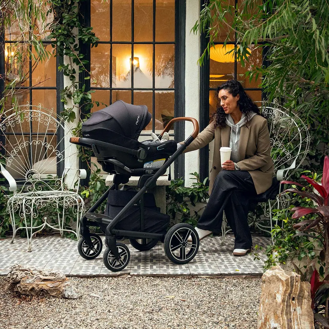 MIXX Next + Pipa Aire RX Travel System by Nuna - Image 2