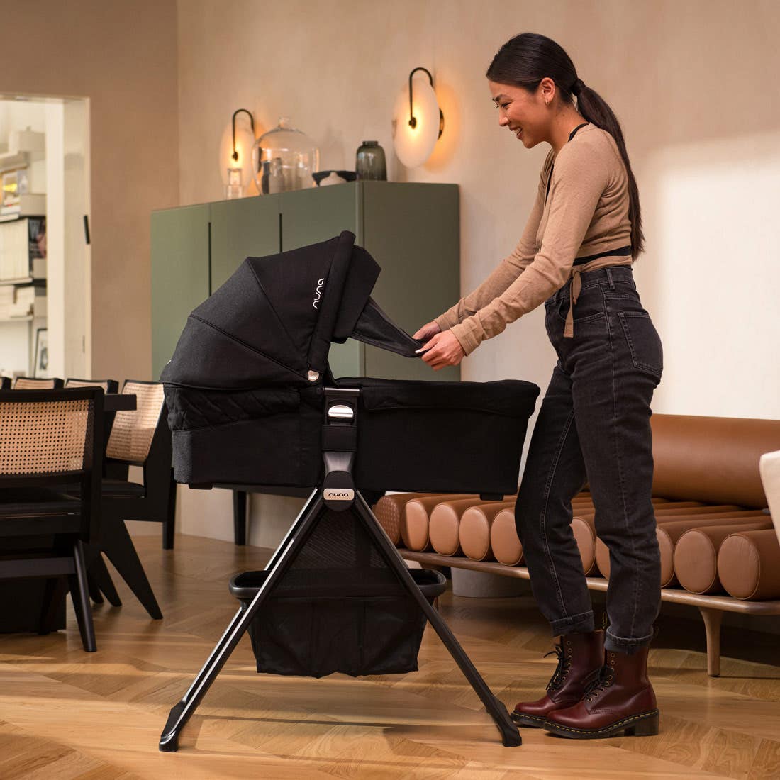 MIXX Series Bassinet + Stand - Caviar by Nuna - Image 7