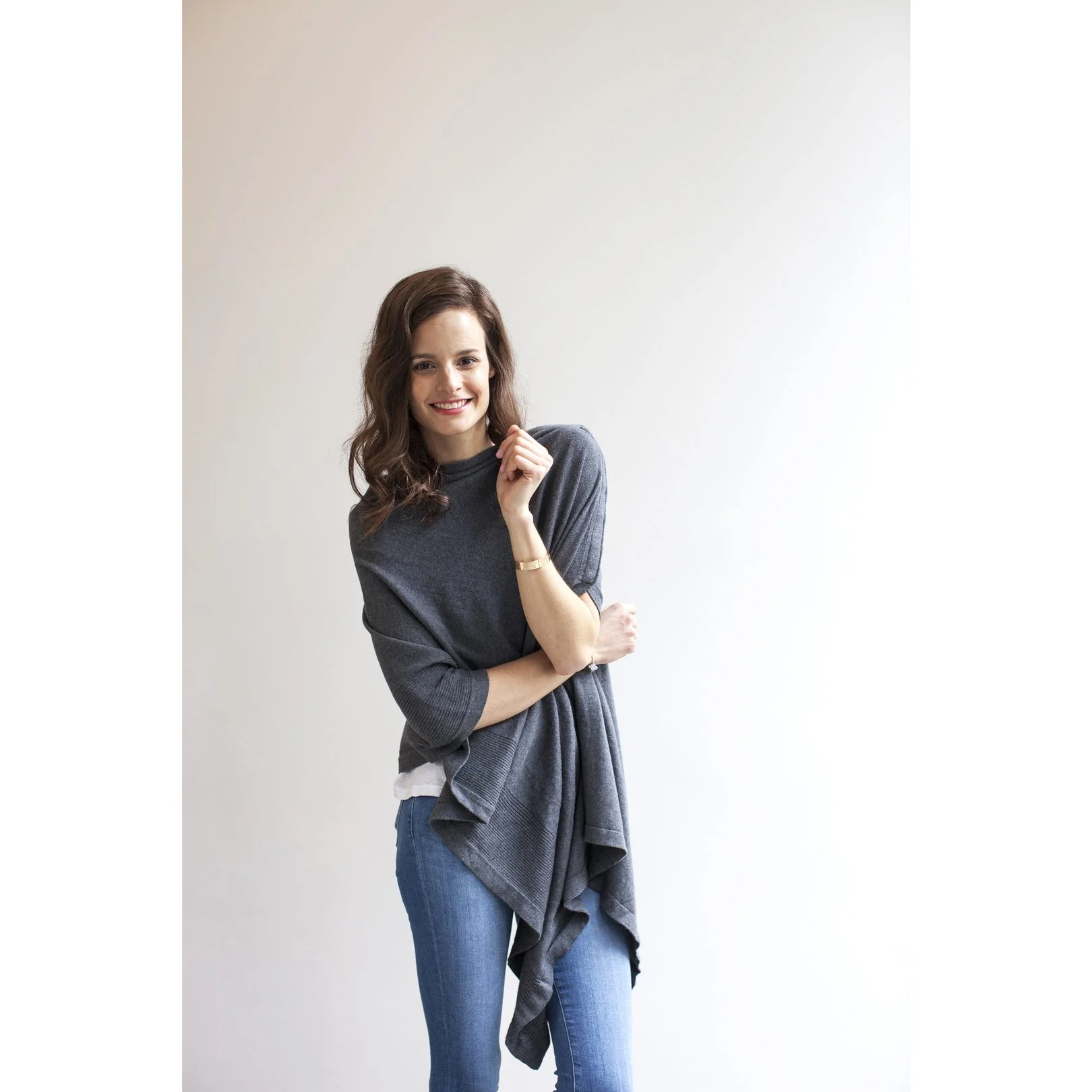 Mother's Cocoon Nursing Scarf/Shawl - Charcoal by Storksak - Image 5