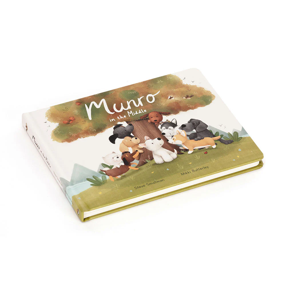 Munro in the Middle Book by Jellycat - Image 4