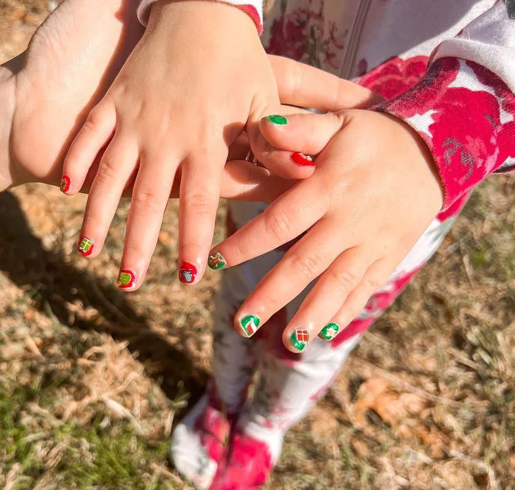 Nail Polish Set - Oh Holly Jolly! by Piggy Paint - Image 12