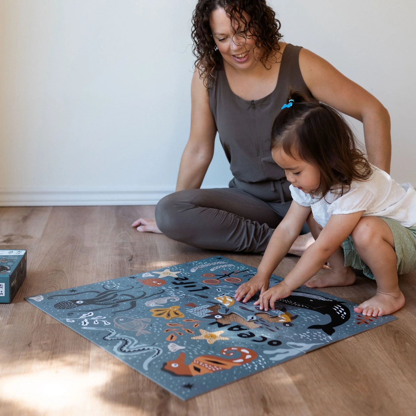 Ocean Life Floor Puzzle by Wee Gallery - Image 5