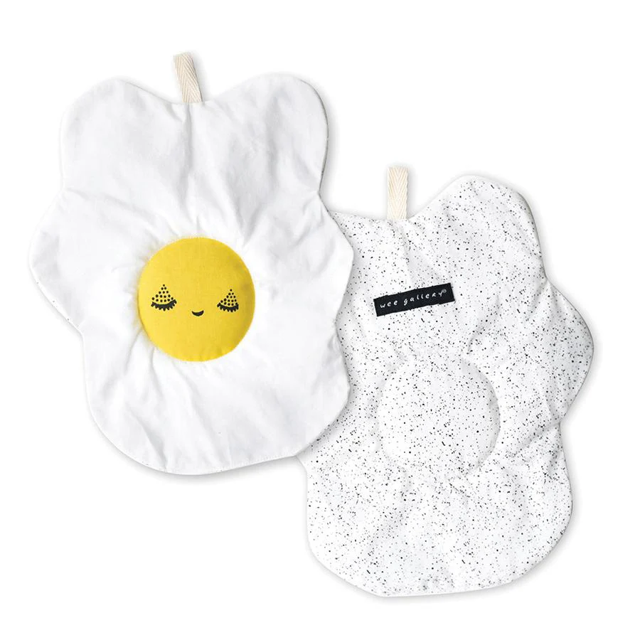 Organic Crinkle Toy - Egg by Wee Gallery - Image 3