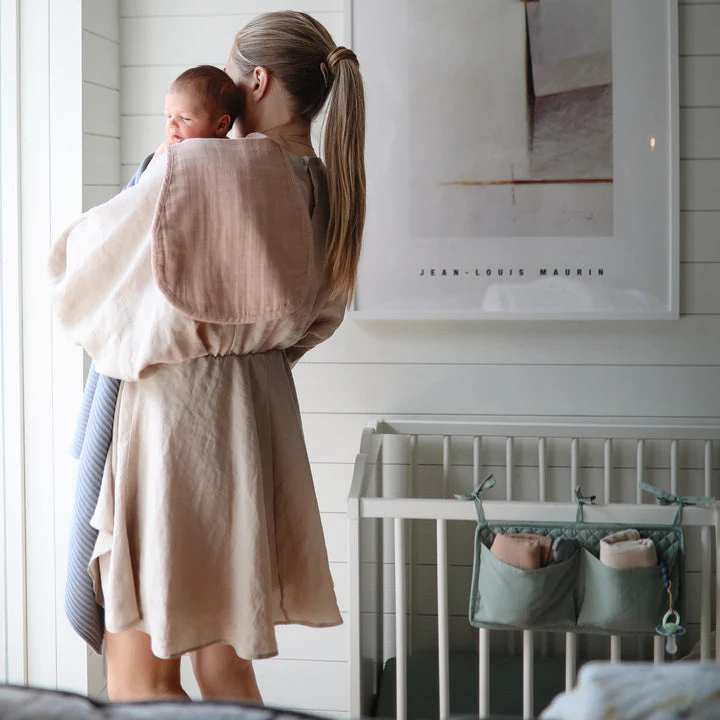 Organic Muslin Burp Cloth 2 Pack - Blush/Fog by Mushie & Co - Image 3