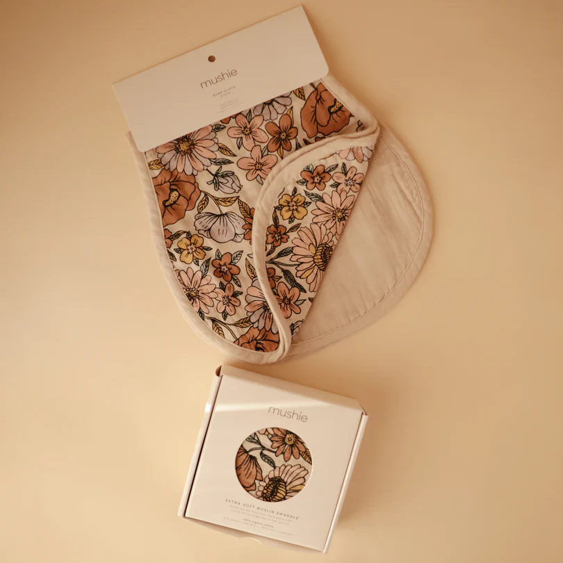 Organic Muslin Burp Cloth 2 Pack - Retro Flowers/Fog by Mushie & Co - Image 3