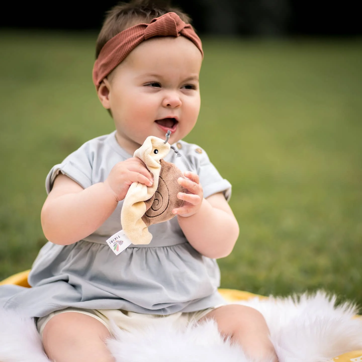 Organic Snail Crinkle Toy by Tikiri Toys - Image 3