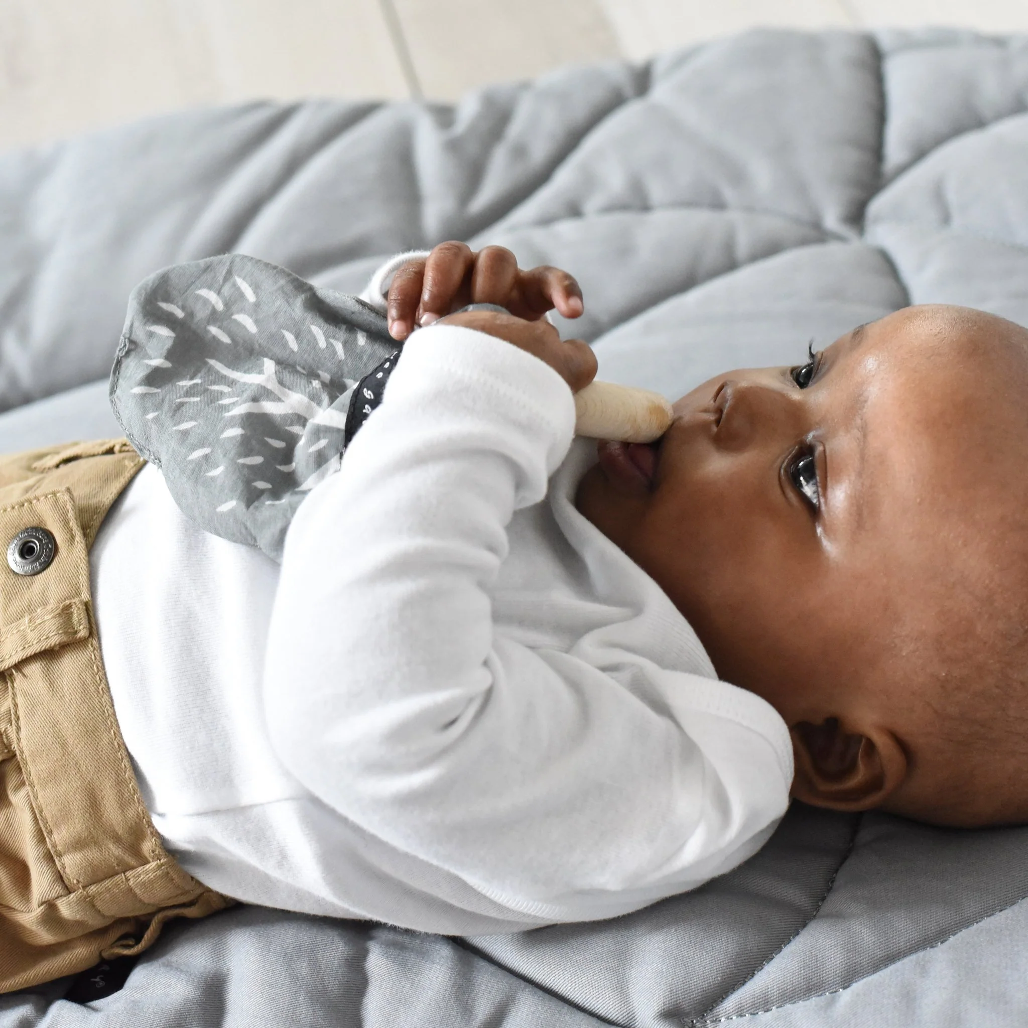 Organic Crinkle Teether - Acorn by Wee Gallery - Image 3