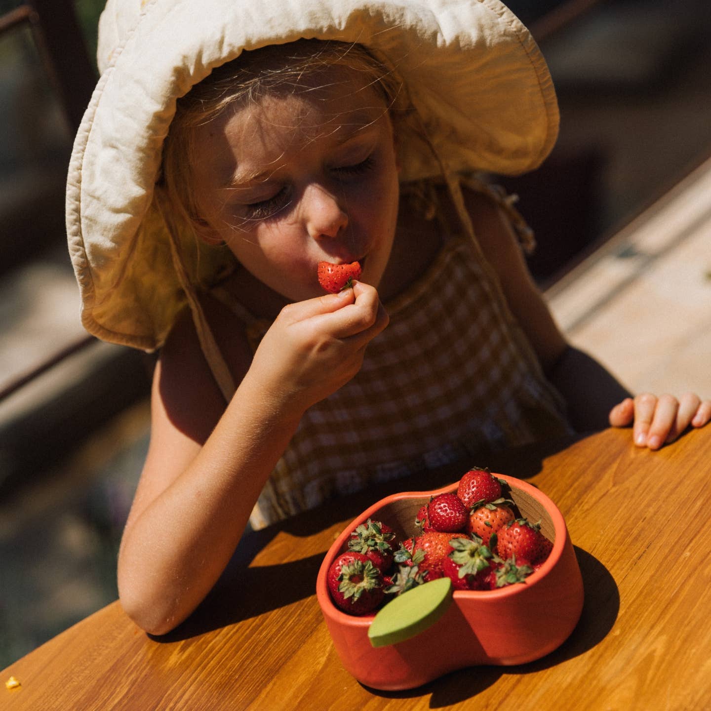 Pepa the Apple Bowl & Spoon Set by Oli & Carol - Image 6