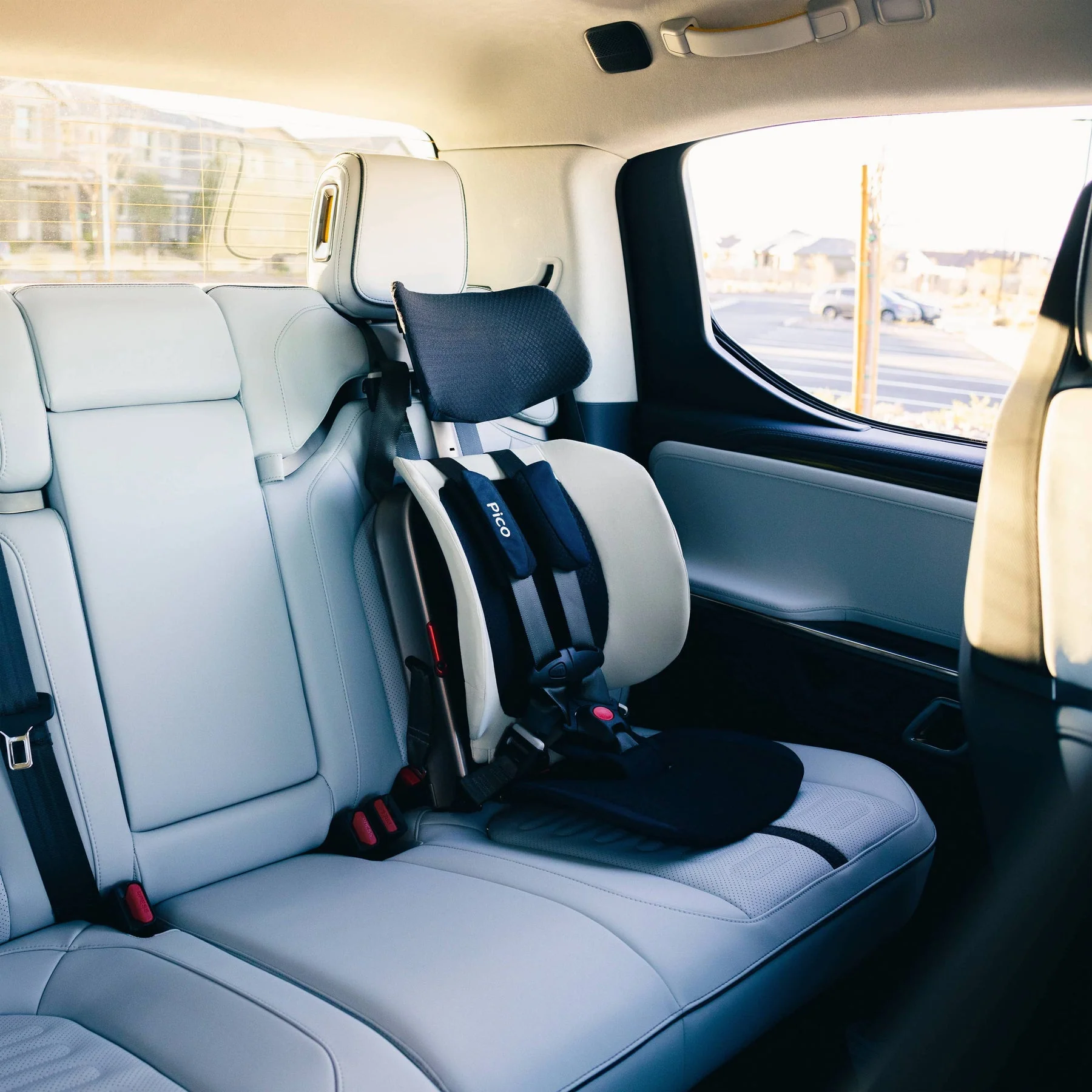Pico Portable Car Seat by Wayb - Image 12