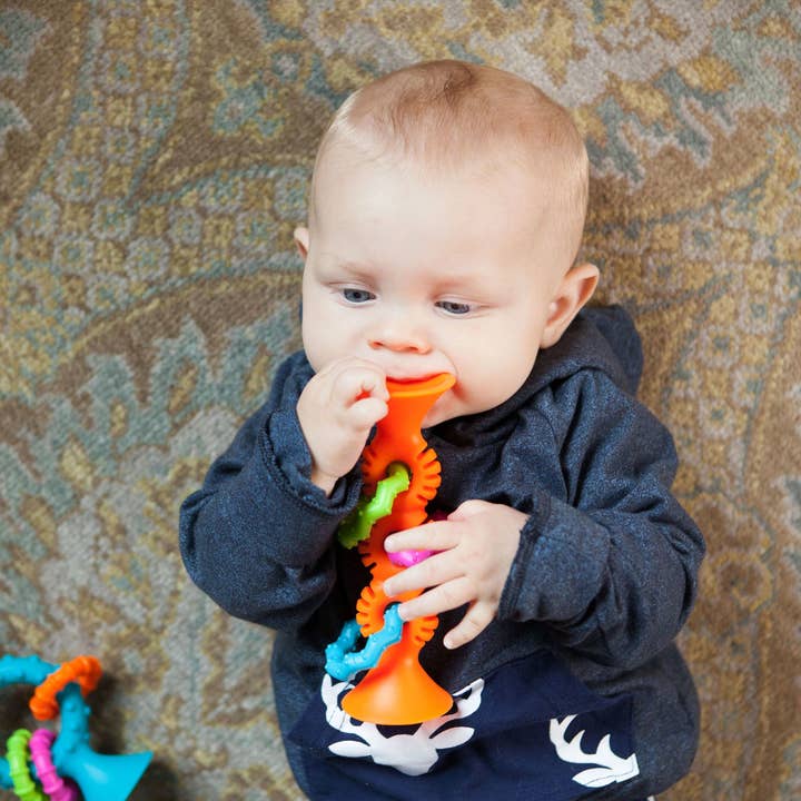 Pip Squigz Loops - Orange by Fat Brain Toys - Image 4