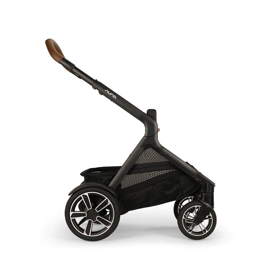 PIPA urbn + DEMI Next Travel System by Nuna - Image 25