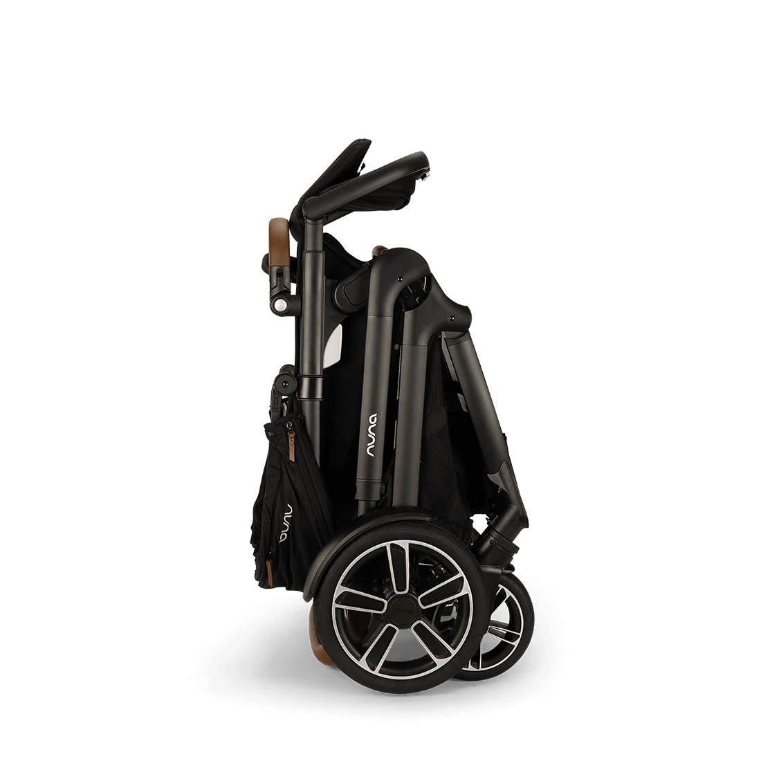 PIPA urbn + DEMI Next Travel System by Nuna - Image 27