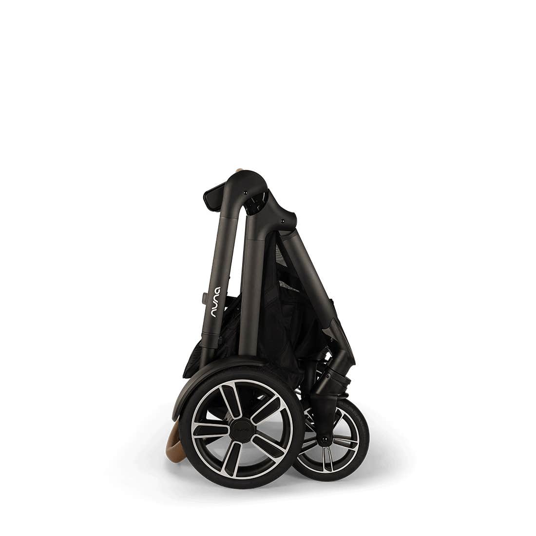 PIPA urbn + DEMI Next Travel System by Nuna - Image 28