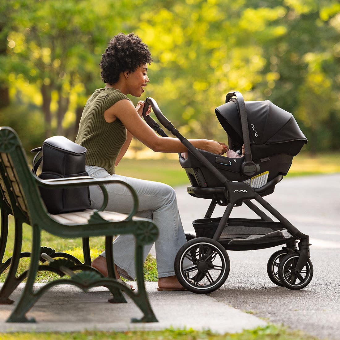 PIPA urbn + TRIV LX Travel System by Nuna - Image 2