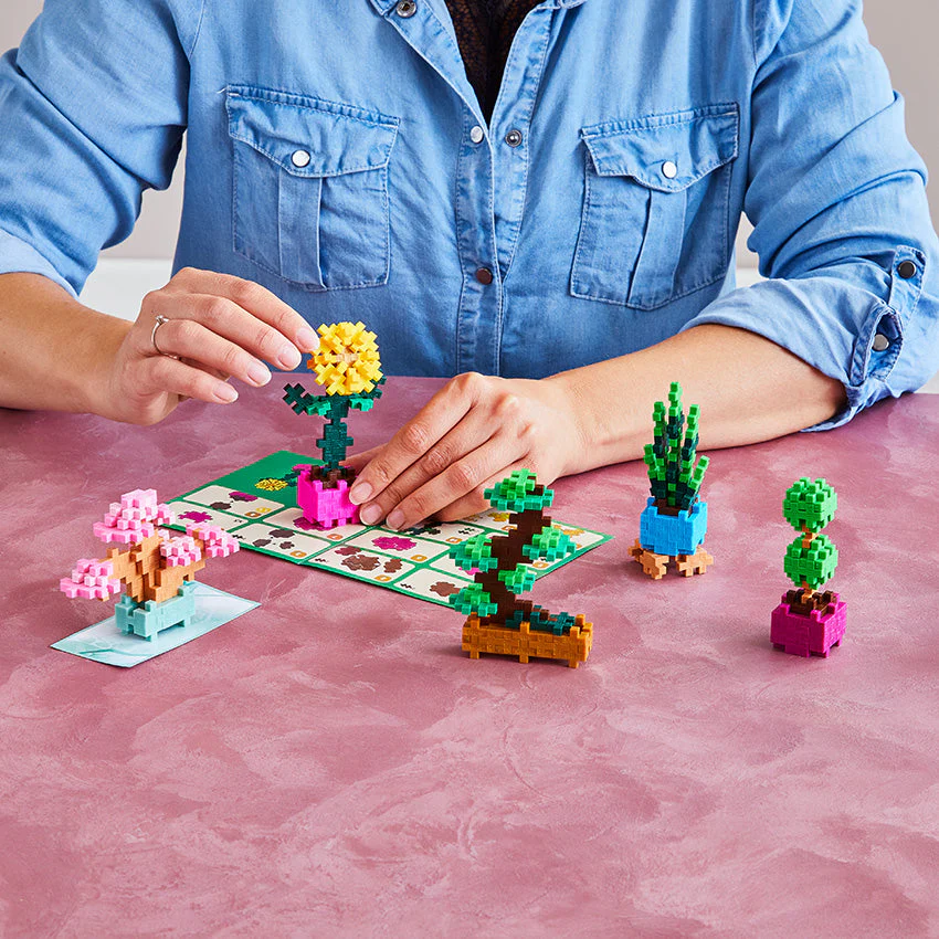 Playful Plants Packet by Plus Plus - Image 2