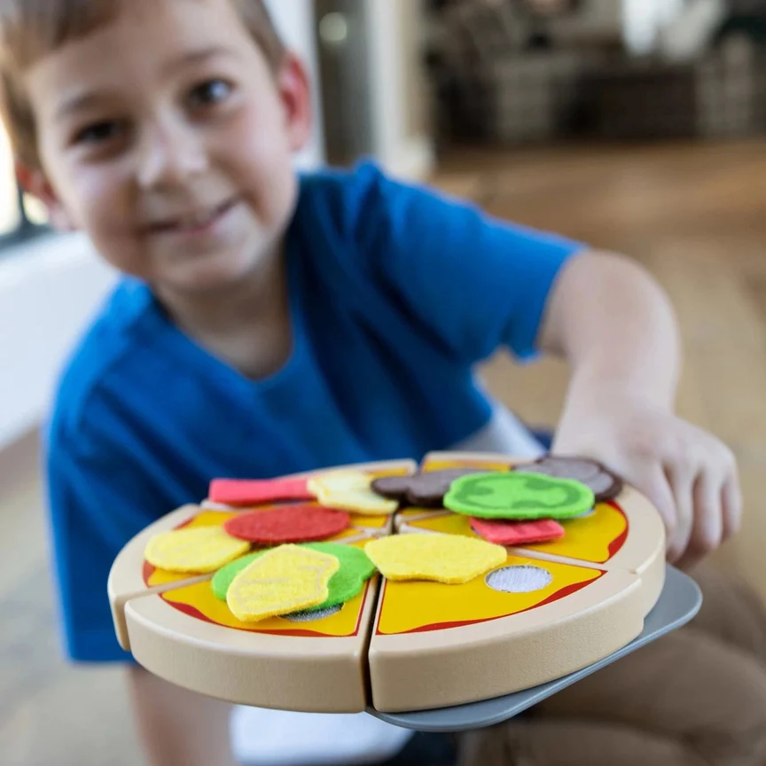 Pretendables Backyard Pizza Oven Set by Fat Brain Toys - Image 7