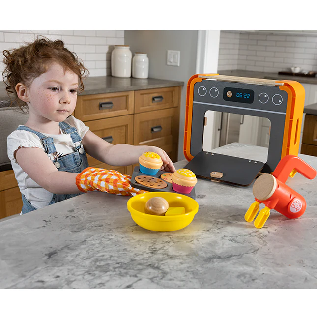 Pretendables Bakery Set by Fat Brain Toys - Image 8