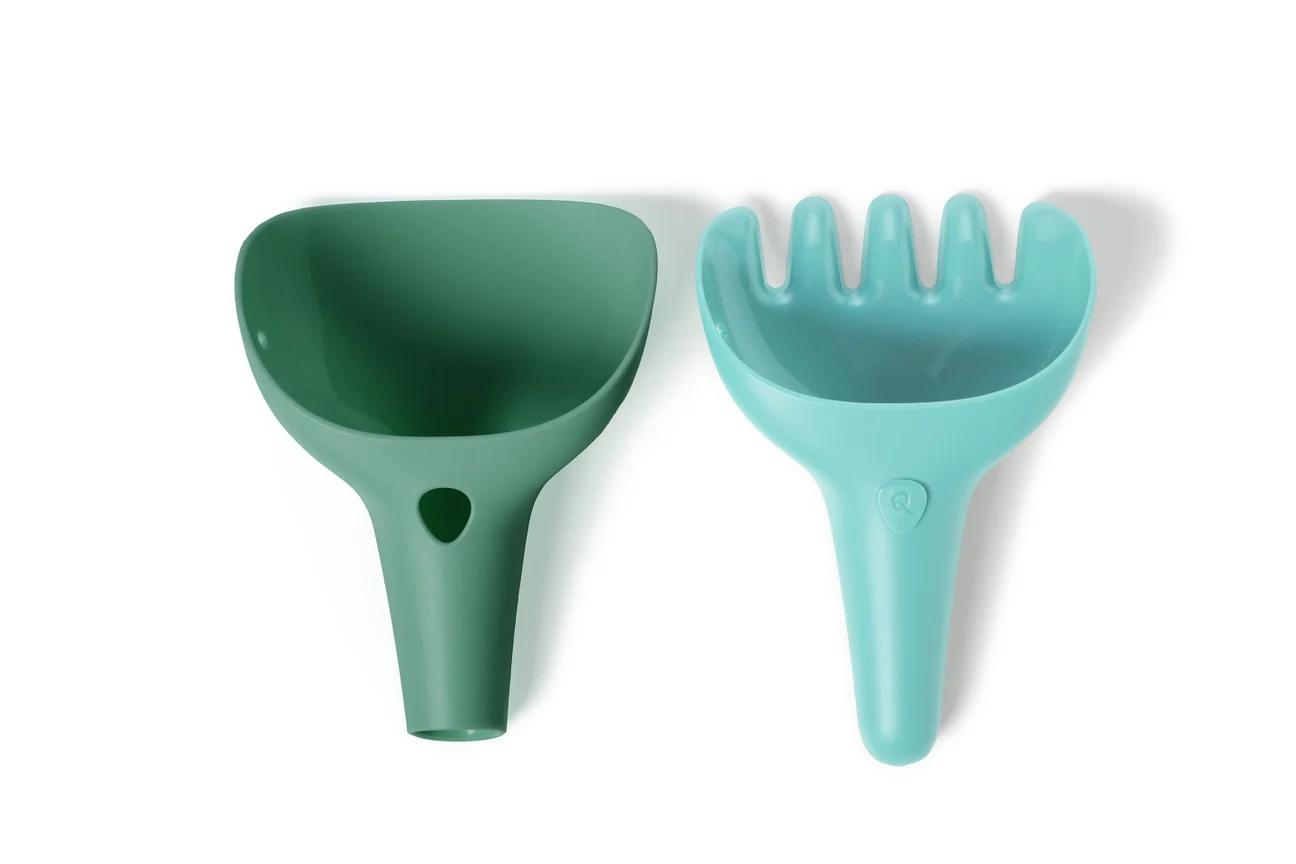 Raki 2 in 1 Beach Rake and Digger Toy - Garden Green by Quut Toys - Image 2