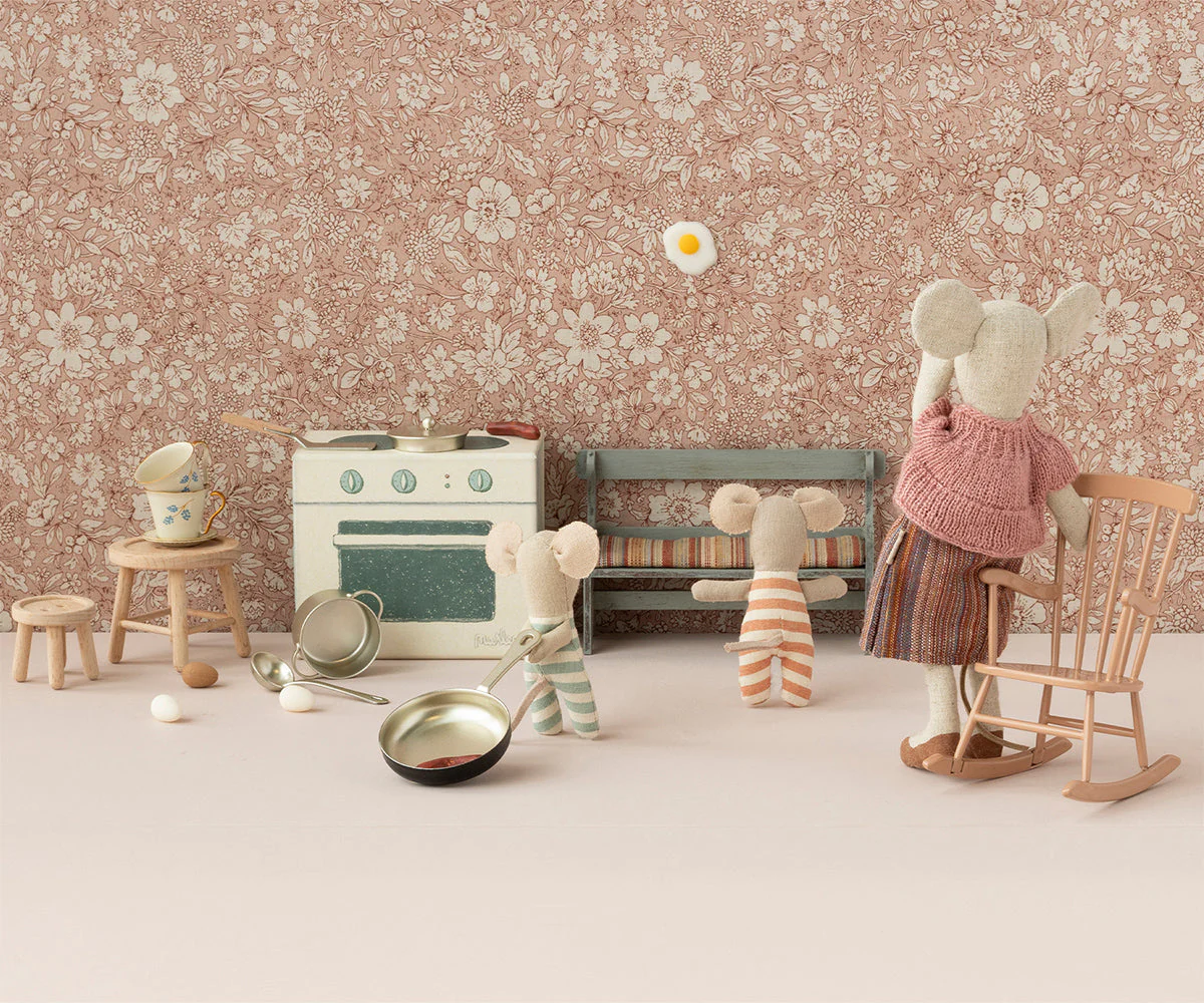 Rocking Chair, Mouse - Dark Powder by Maileg - Image 3