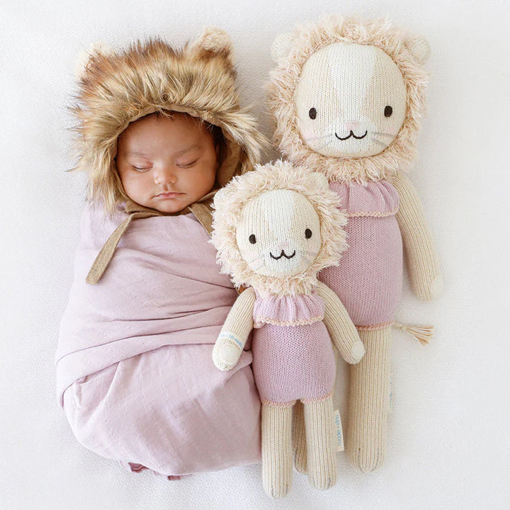 Savannah the Lion by Cuddle + Kind - Image 3