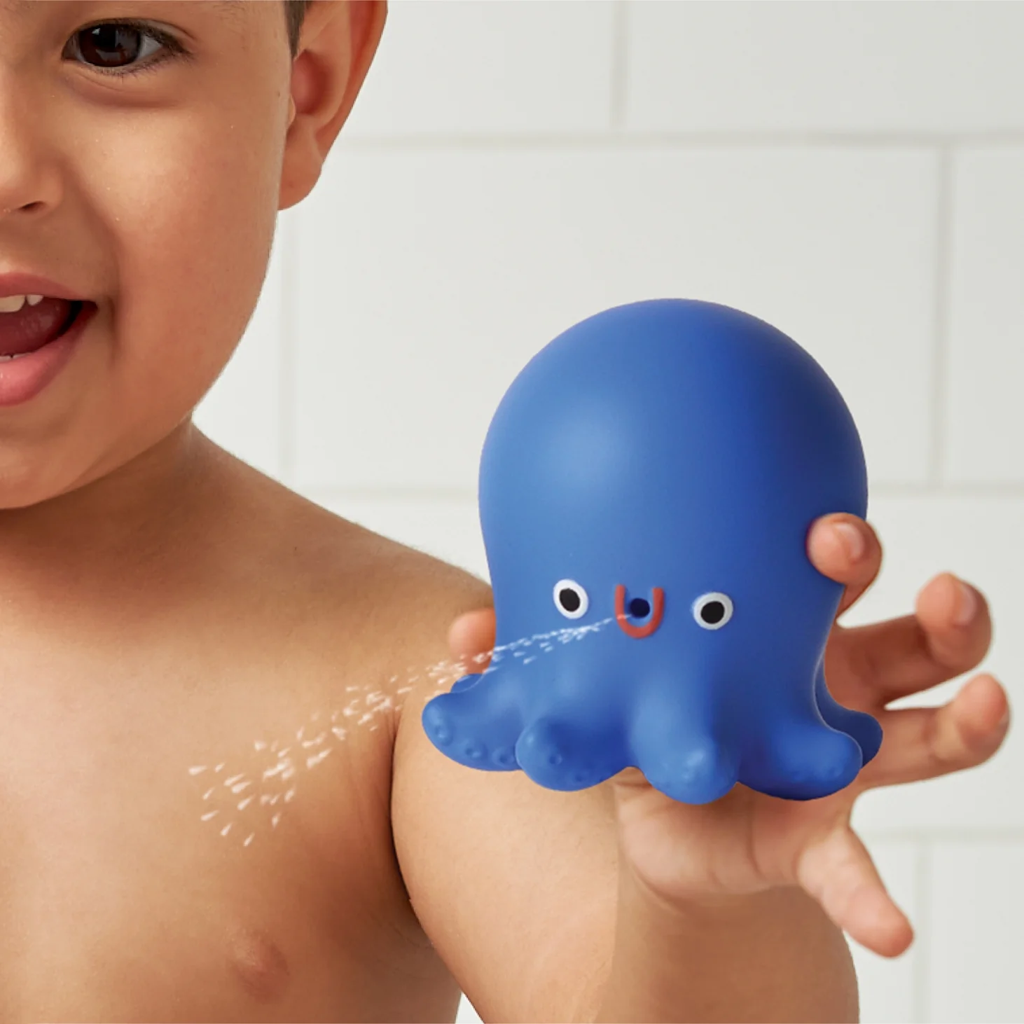 Seaside Splash Gift Set Bath + Water Toys by Itzy Ritzy - Image 6