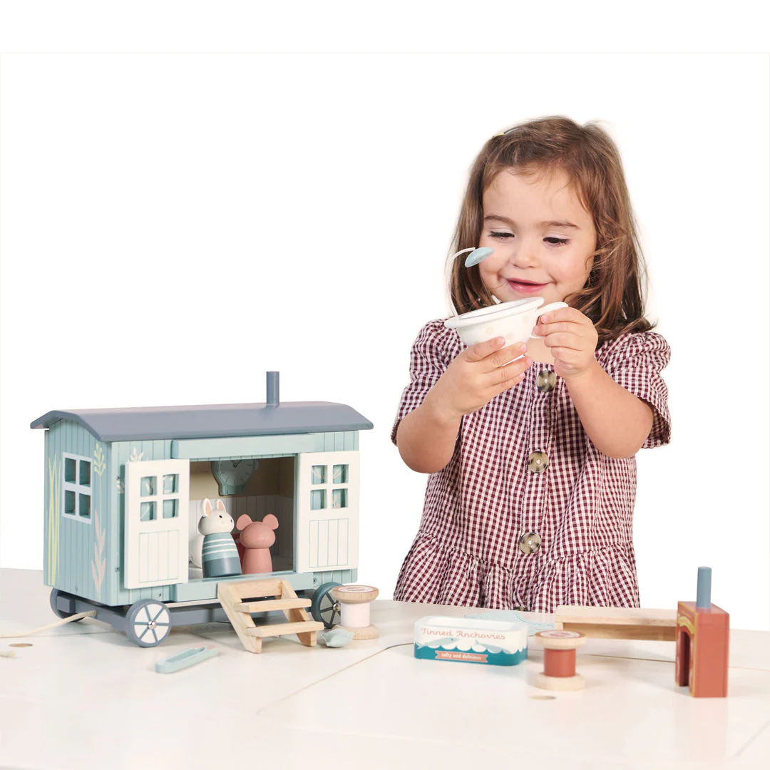 Secret Meadow Shepherd's Hut by Tender Leaf Toys - Image 8