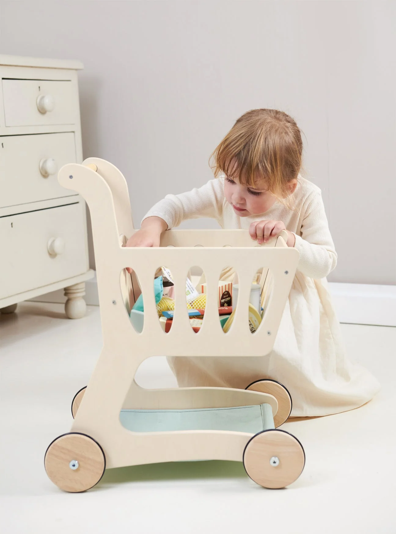 Shopping Cart by Tender Leaf Toys - Image 5