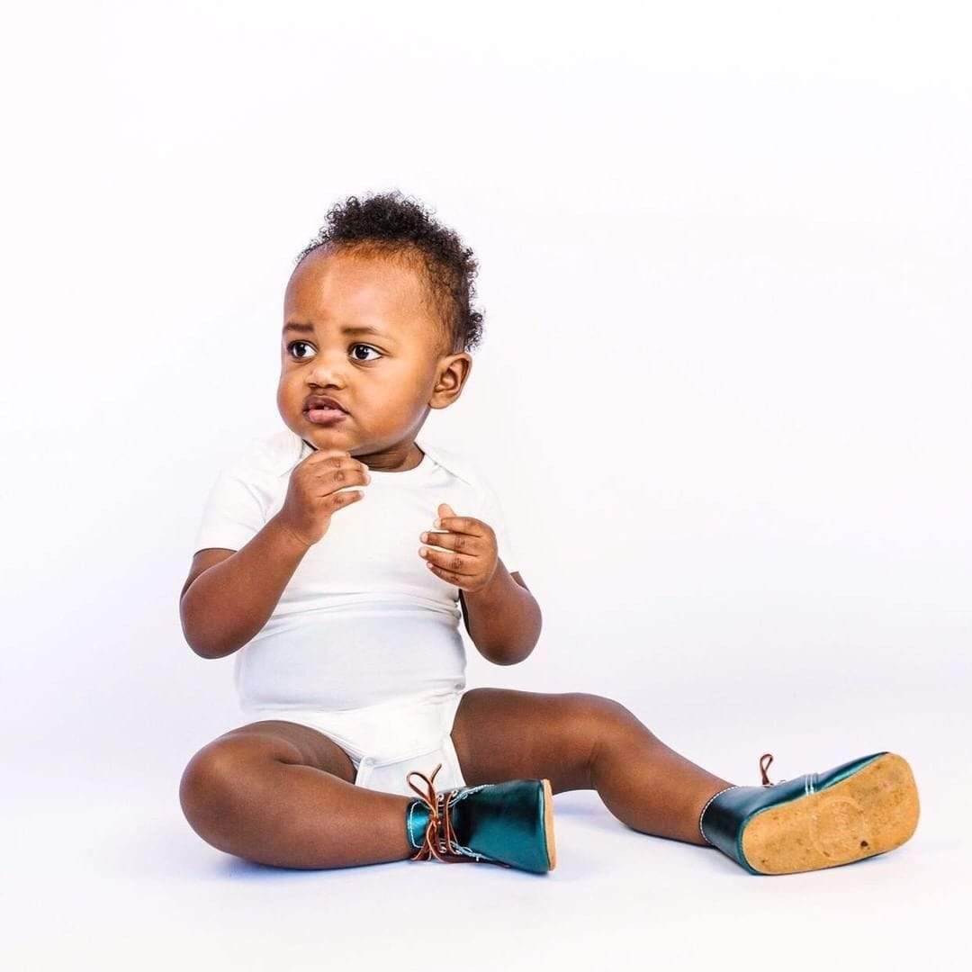Short Sleeve Bodysuit - Cloud by Kyte Baby - Image 4