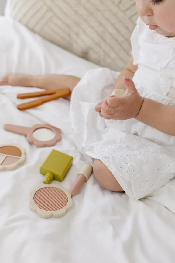 Silicone Hair and Makeup Playset by Marlowe & Co - Image 7
