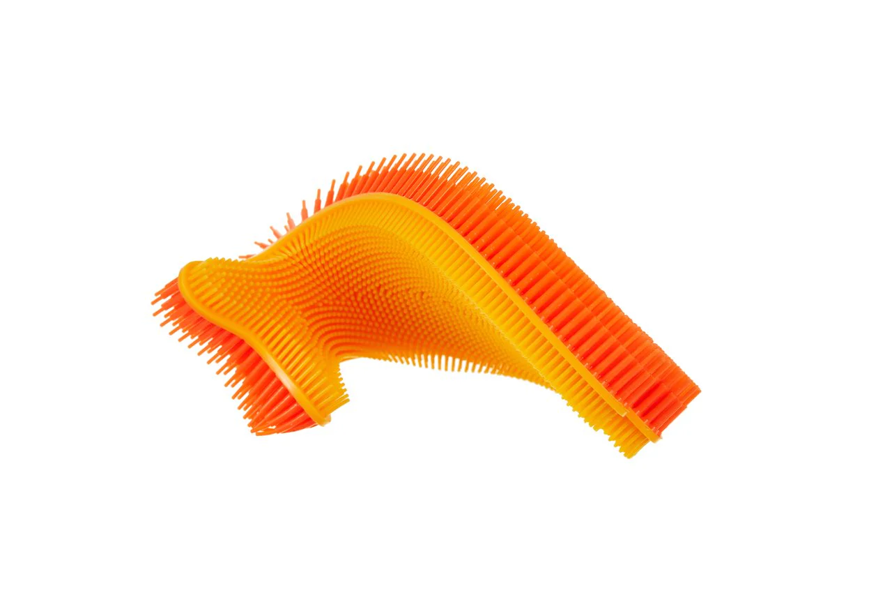 Silicone Bath Scrub - Gold Fish by InnoBaby - Image 4