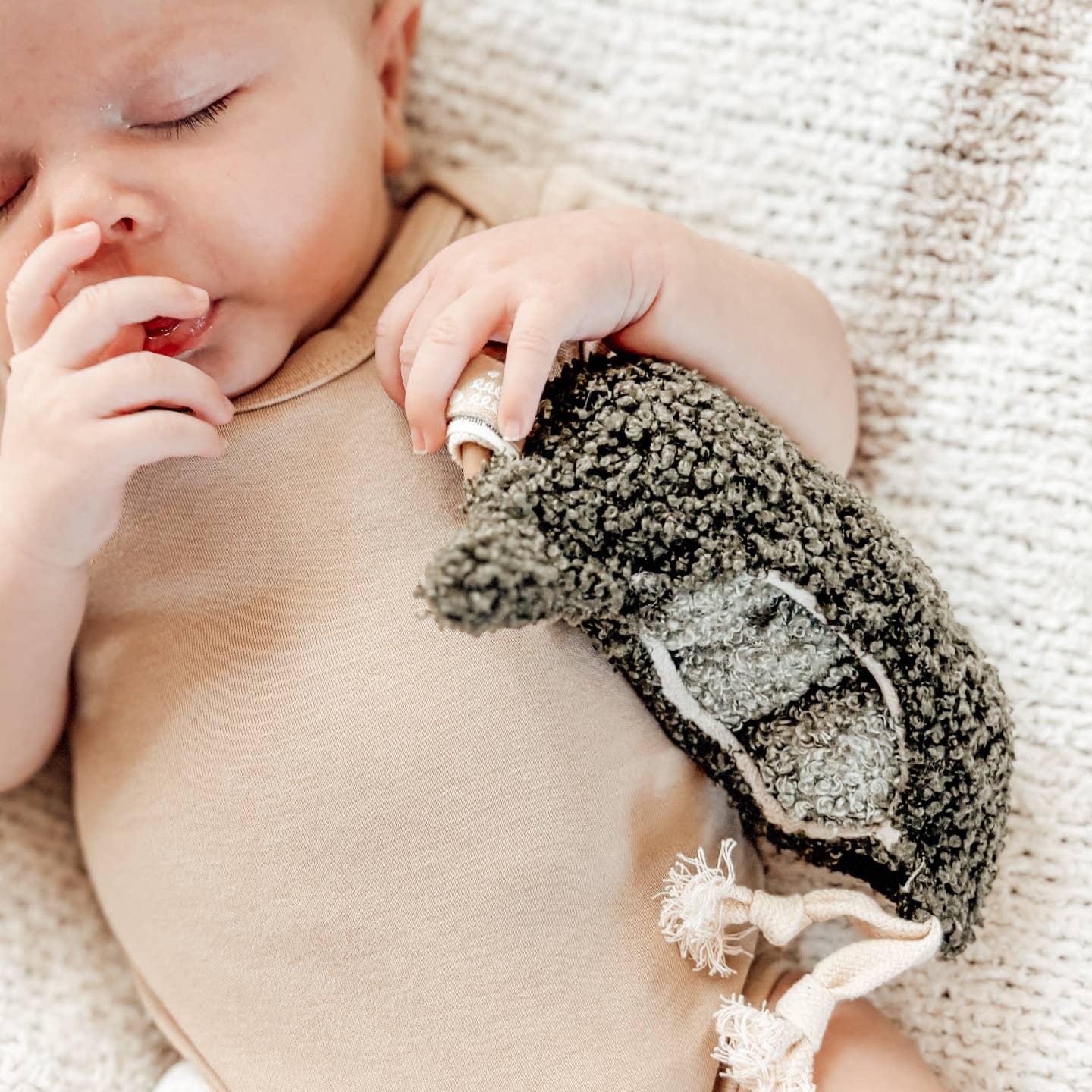 Snow Pea Handheld Rattle - Activity Friend by Little Lamb Kind - Image 2