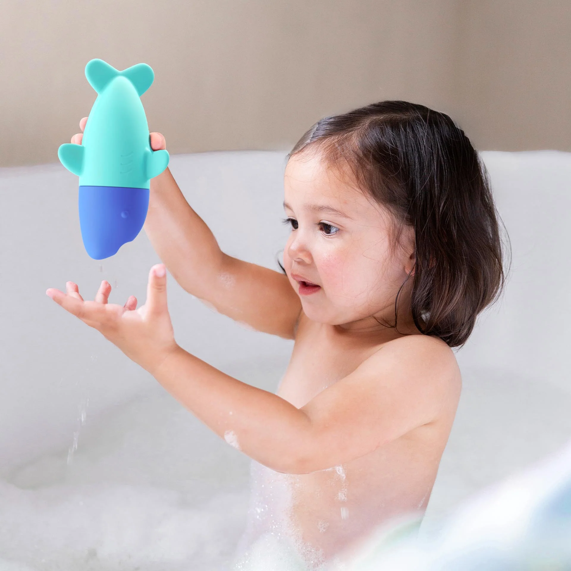 Squeezi Bath Toy - Shark by Quut Toys - Image 3