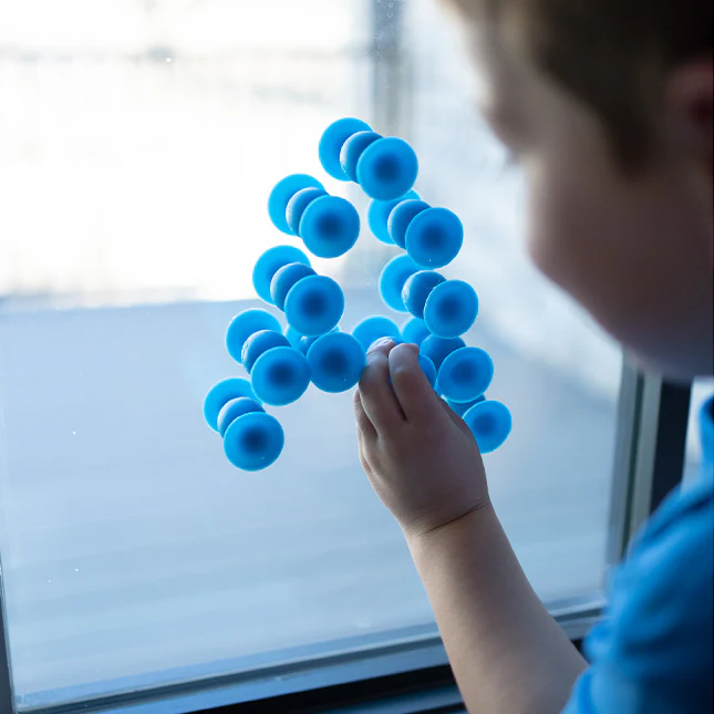 Squigz Starter Set by Fat Brain Toys - Image 13