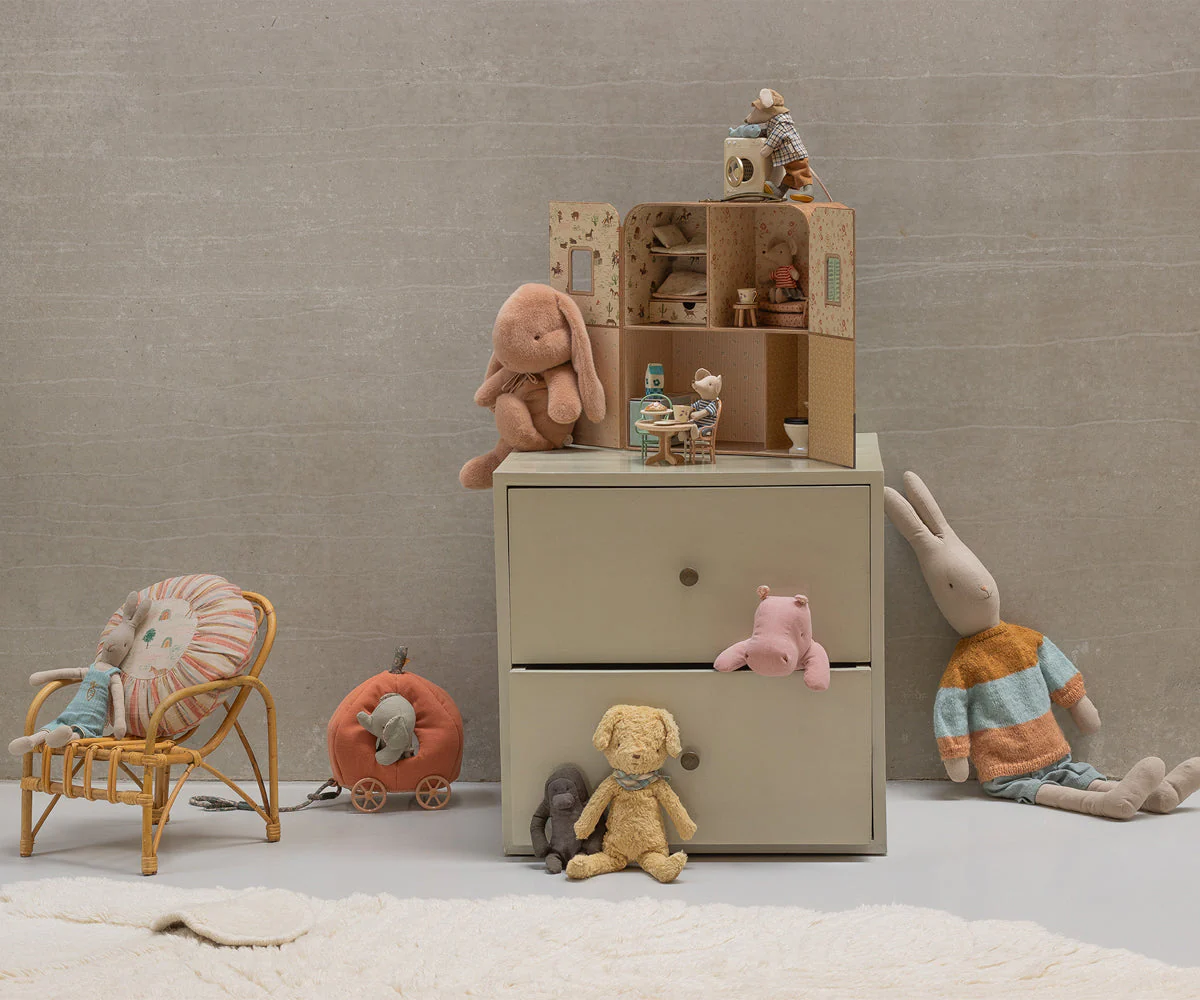 Suitcasa, Little Sister and Brother Mouse by Maileg - Image 3