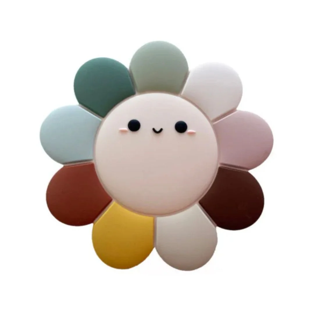 Teether Set - Daisy Multi by Loulou Lollipop - Image 2