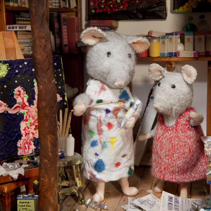 The Artist Plush Toy by Sam and Julia - Image 2