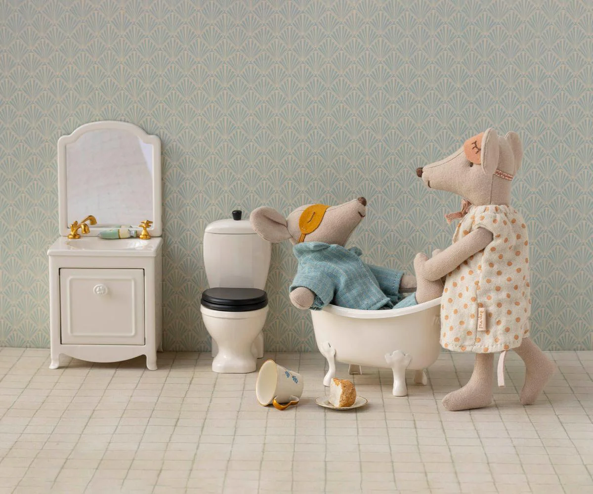Toilet, Mouse by Maileg - Image 4